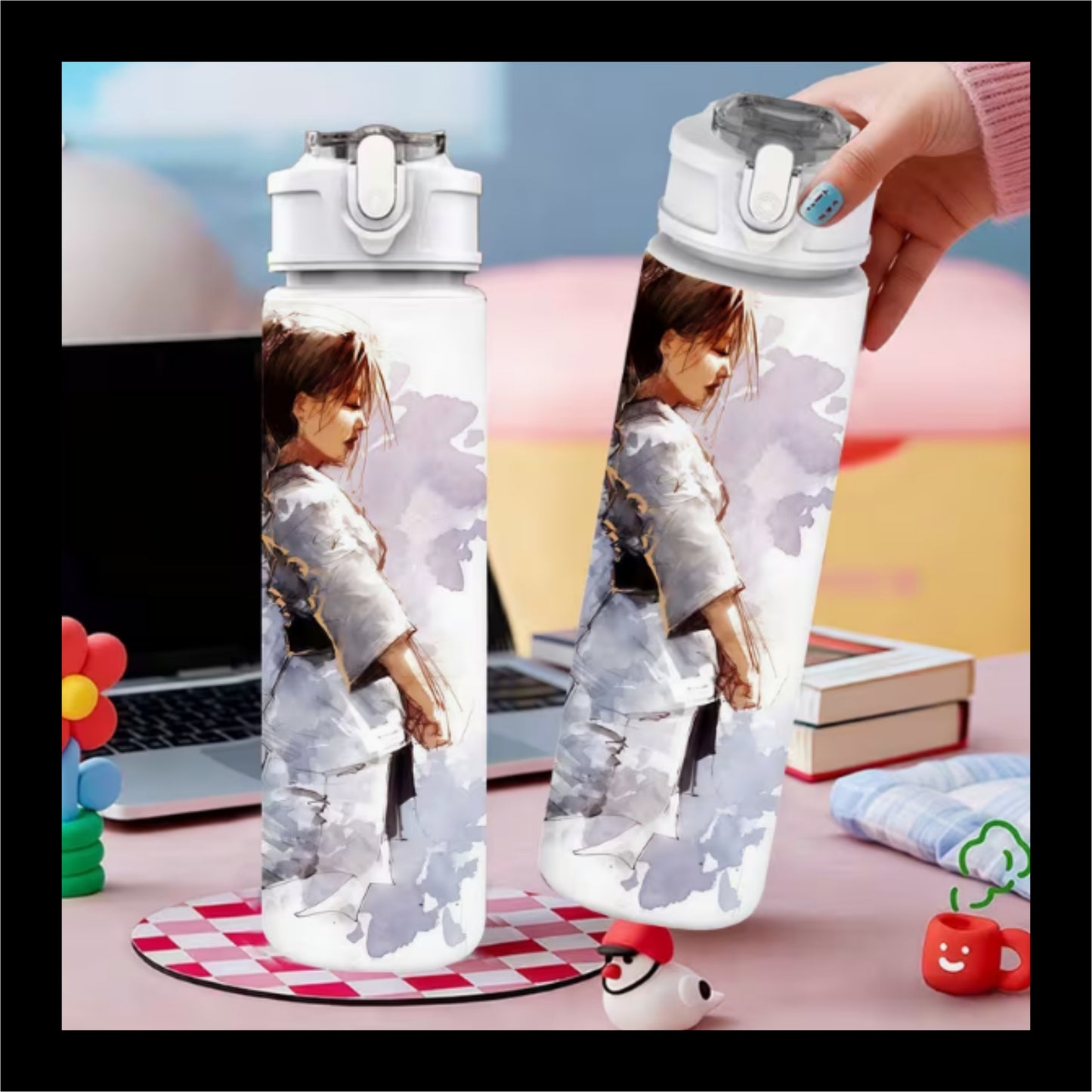 PLASTIC WATER BOTTLE KARATE LADY ME001 1pc